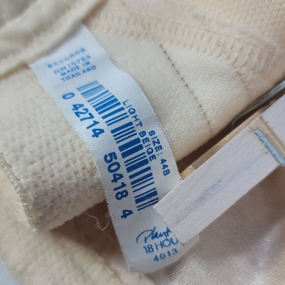 Playtex 18 Hour Wirefree Bra Beige 44B Soft Cup Comfort Strap Wide Adj #4013 - Picture 10 of 11